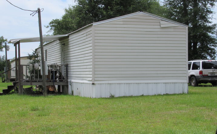 image of property at 2855 KYNESVILLE RD Cottondale FL 32431-7519