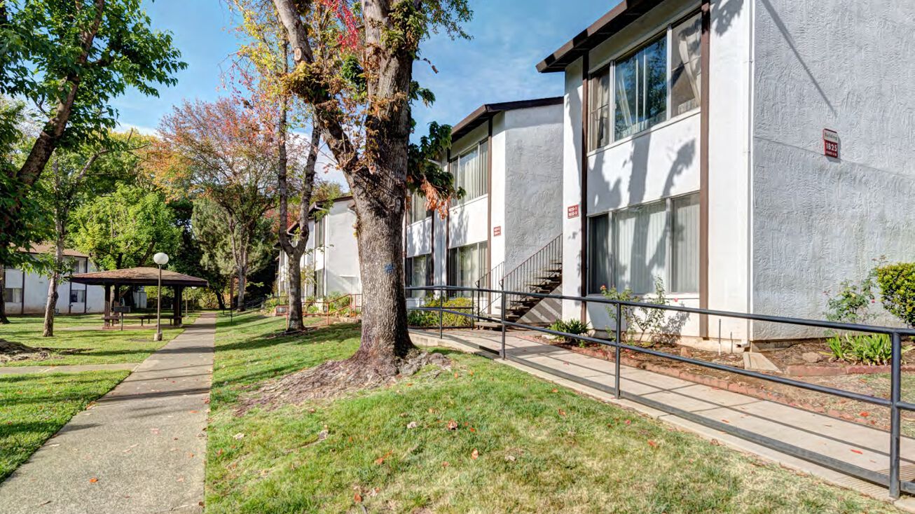 1895 Benton Dr, Redding, CA 96003 Multifamily Property for Sale