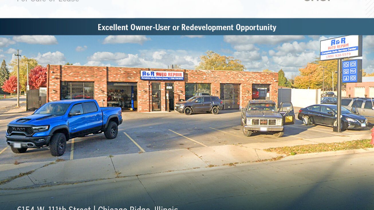 6112 W 111th St, Chicago Ridge, IL 60415