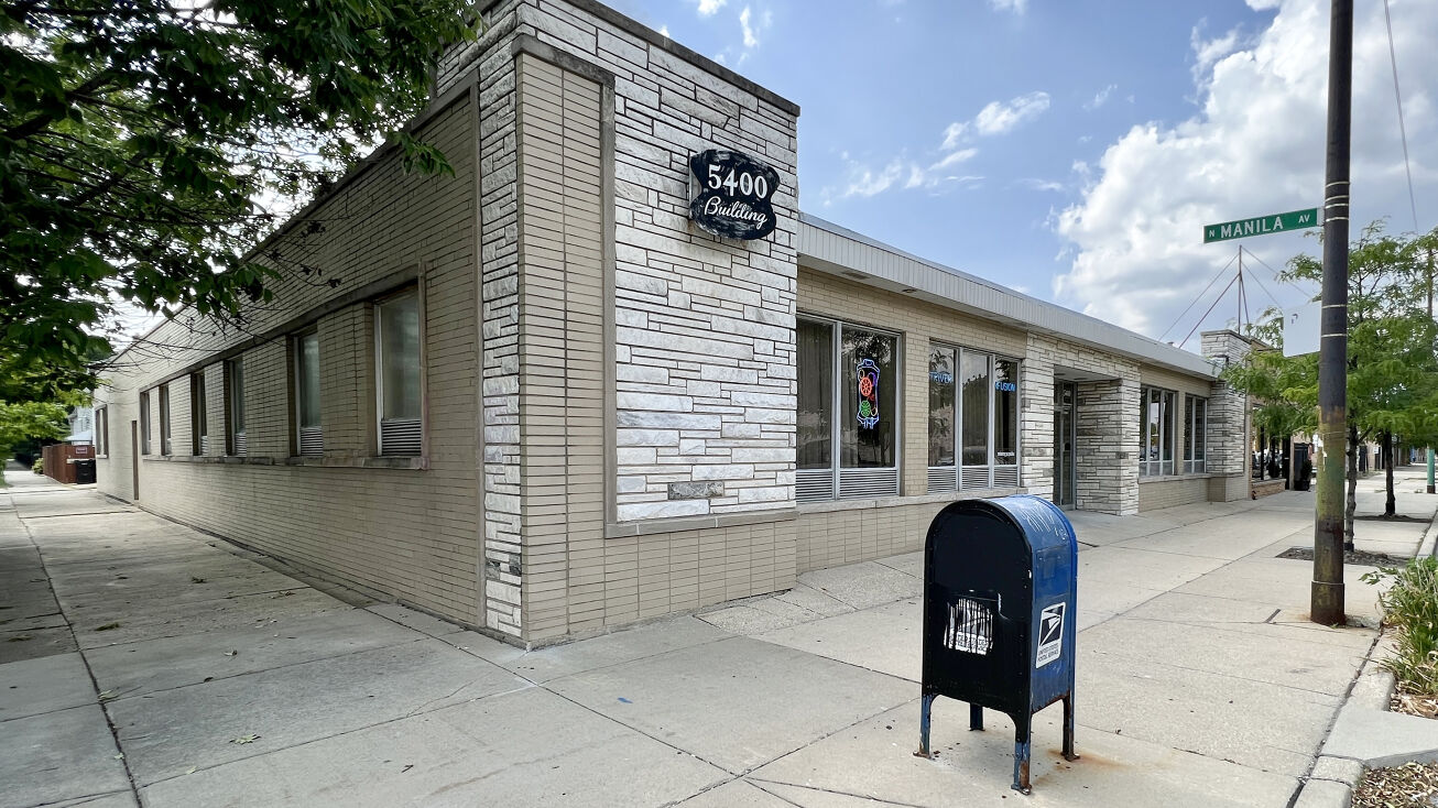 5400 N Milwaukee Ave, Chicago, IL 60630