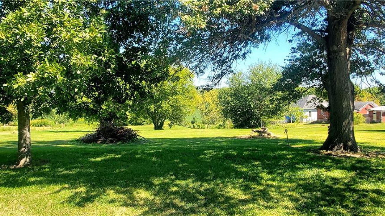 2nd Street, Blackburn, MO 65321