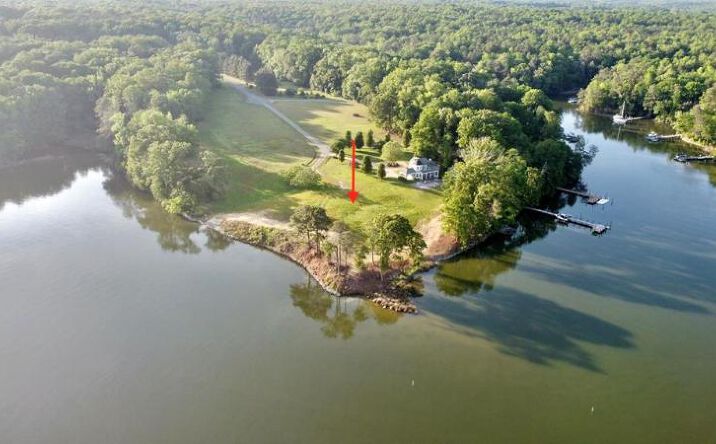 Pictures of Land property located at 3 Oak Point Dr, Alfonso, VA 22503 for sales - image #1