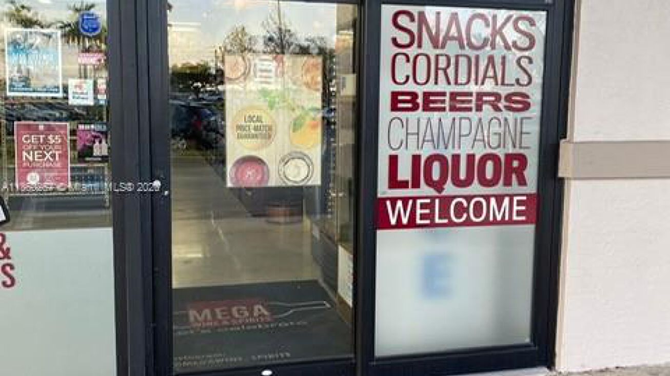 Pines Blvd, Pembroke Pines, FL 33027