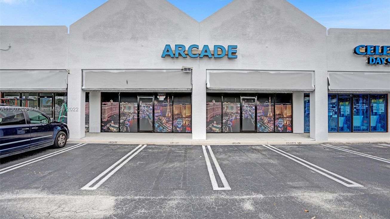 W Boynton Beach Blvd, Boynton Beach, FL 33436