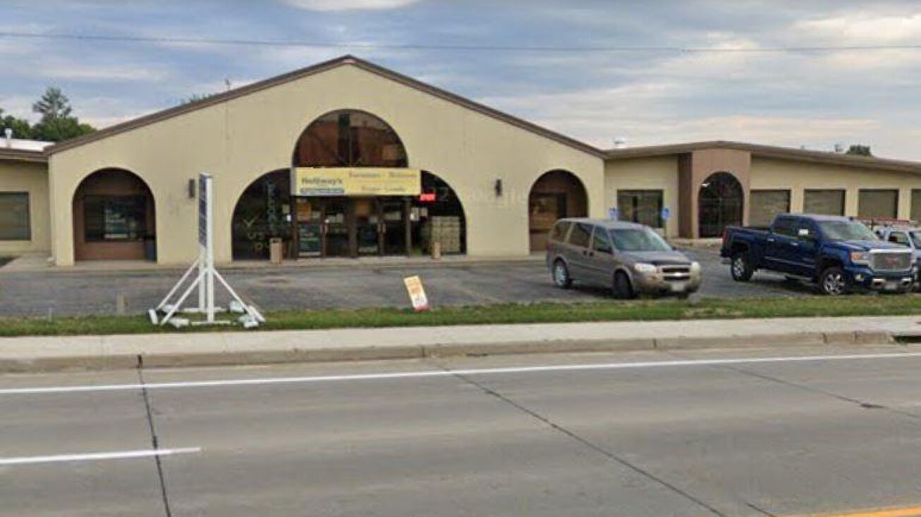 1501 US169 Highway, Smithville, MO 64089