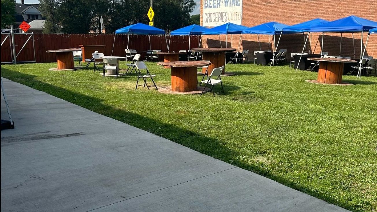 Pictures of Retail, Industrial property located at 15132 Harper Ave, Detroit, MI 48224 for sales - image #1