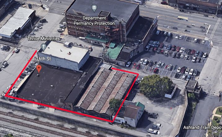 Pictures of Retail, Mixed Use property located at 121 16th St, Ashland, KY 41101 for sales - image #1