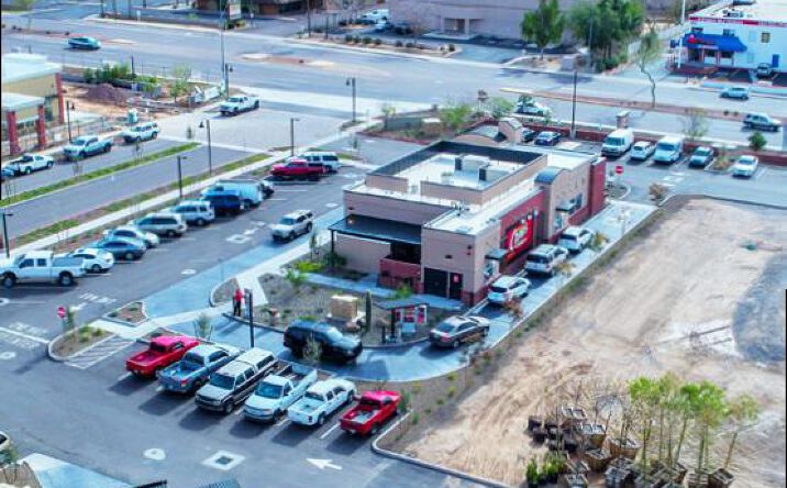 Pictures of Retail property located at 1050 E Bell Rd, Phoenix, AZ 85022 for comps - image #1