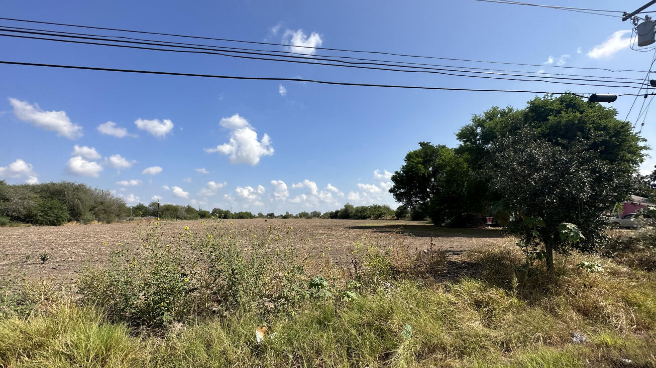 W 6th St, Weslaco, TX 78596