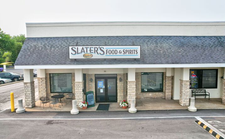 Pictures of Retail property located at 1634 E Perry St, Port Clinton, OH 43452 for sales - image #1