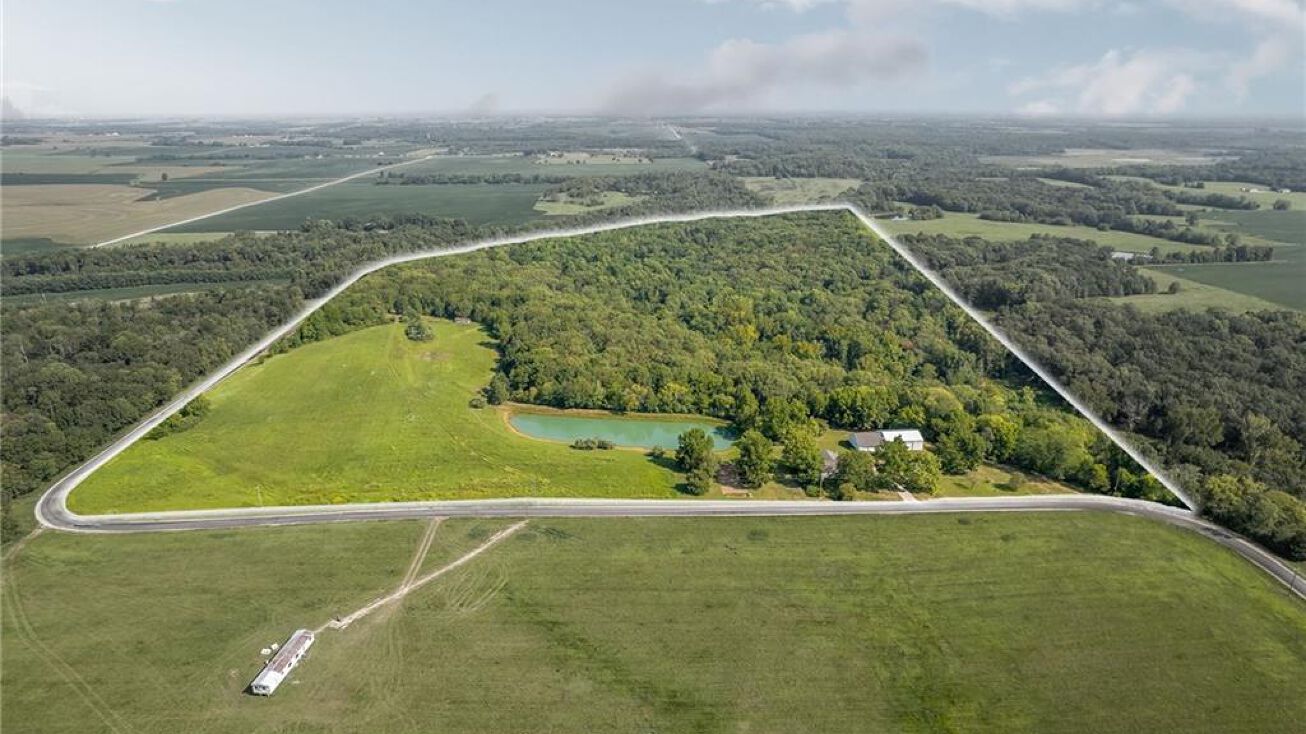 1295 1050 th Road, Concordia, MO 64020