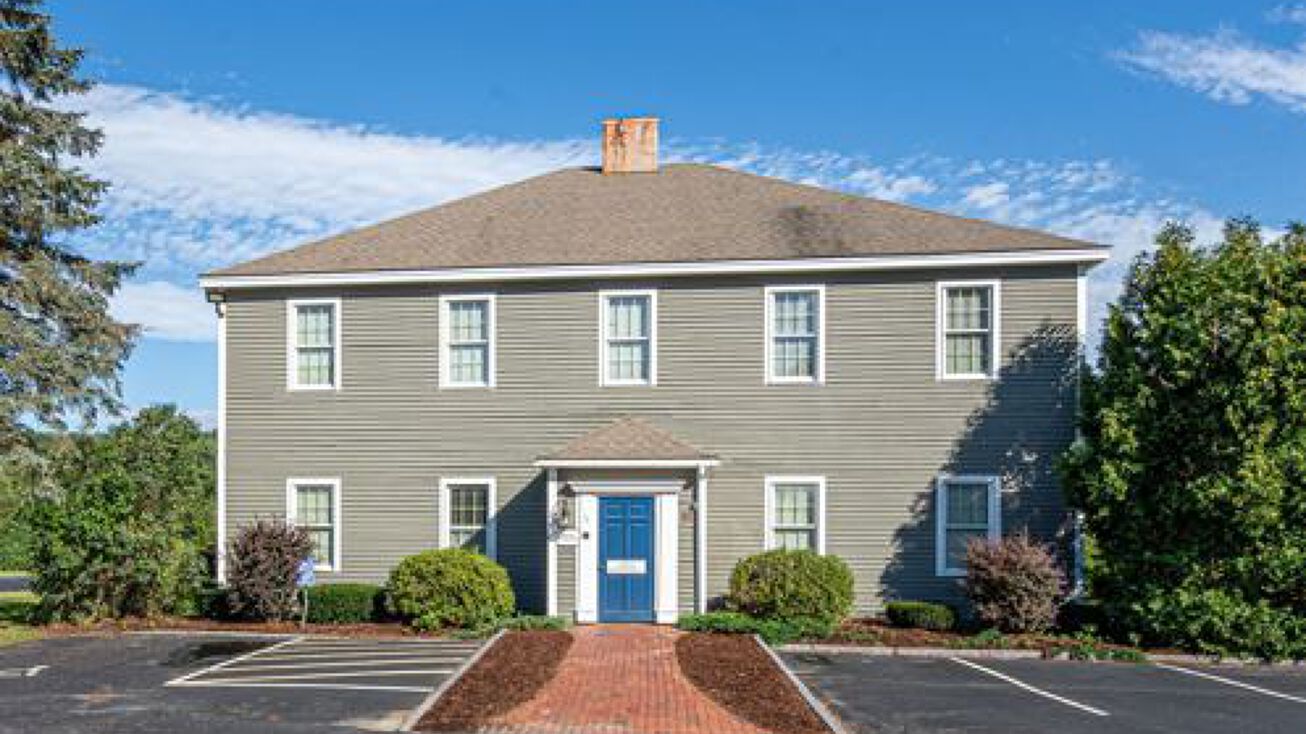 41 Liberty Hill Rd, Henniker, NH 03242