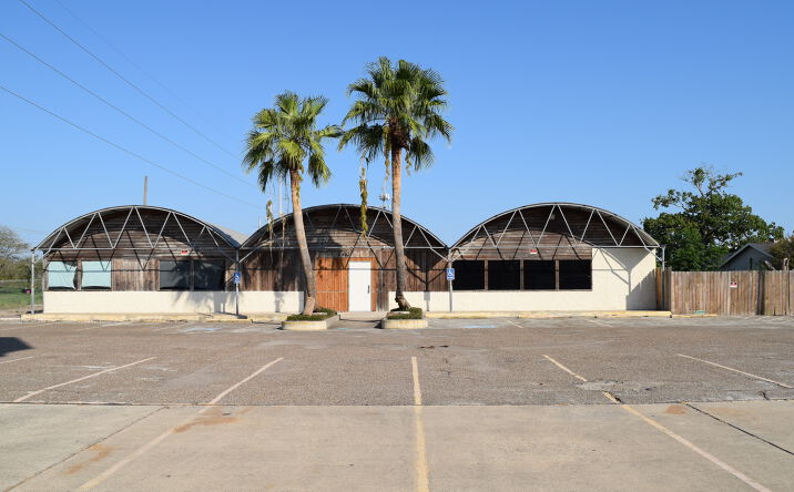 Pictures of Retail property located at 5902 S Staples St, Corpus Christi, TX 78413 for sales - image #1