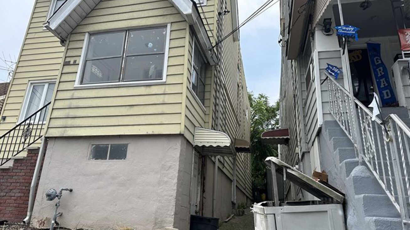 8510 Columbia Ave, North Bergen, NJ 07047