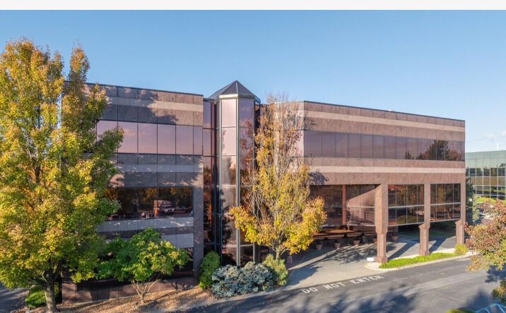 Pictures of Office property located at 3729 Nazareth Rd, Easton, PA 18045 for sales - image #1