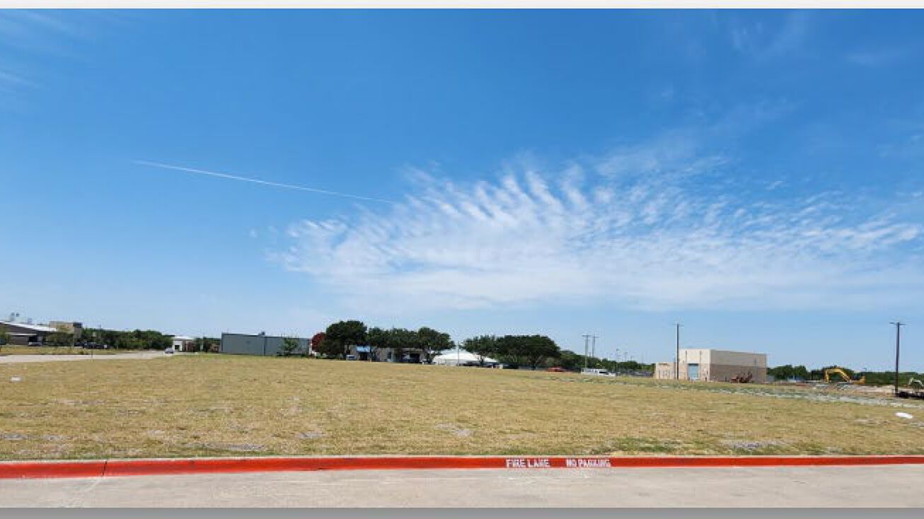 505 E US Hwy 80, Forney, TX 75126