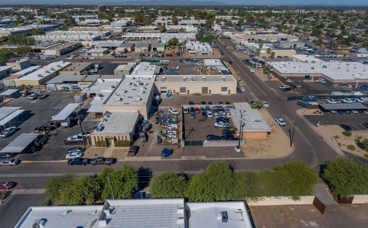 Pictures of Industrial property located at 11200 N 21st Ave & 2101/2115 W Shangri La Rd, Phoenix, AZ 85029 for sales - image #1
