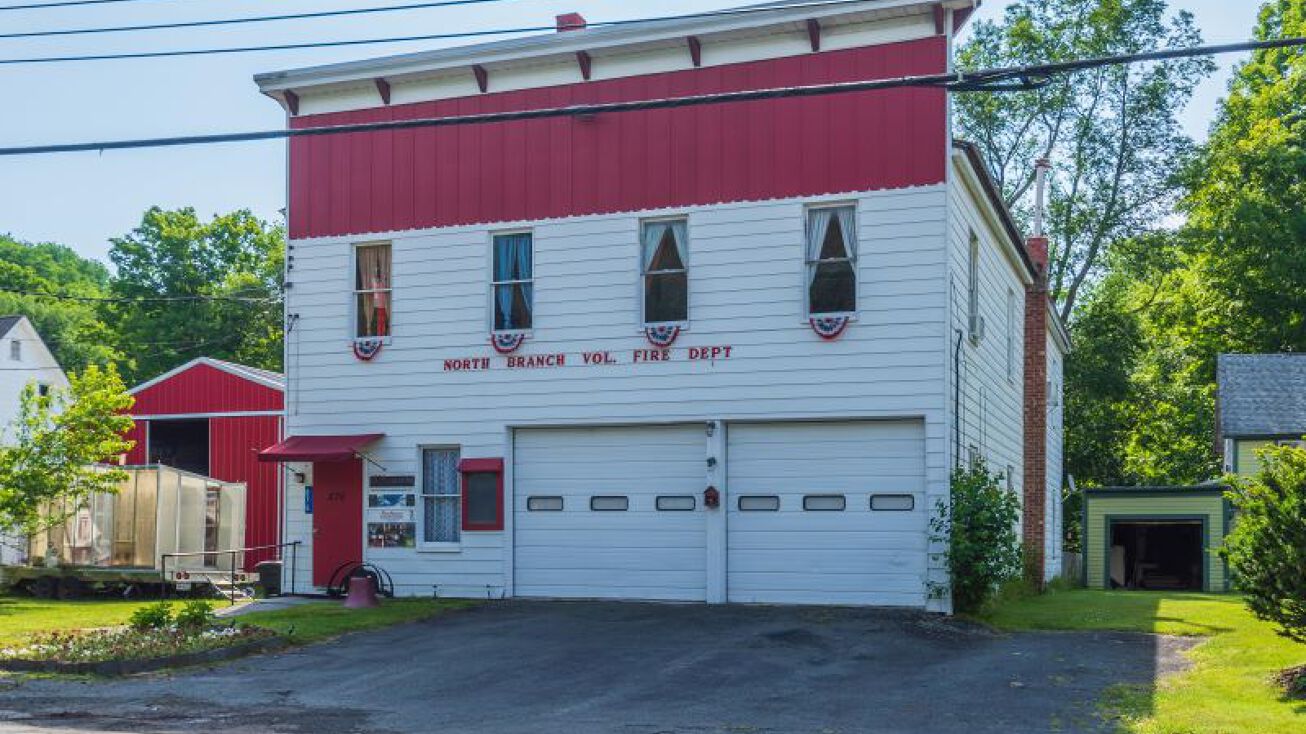 876 N Branch Rd, Hortonville, NY 12745