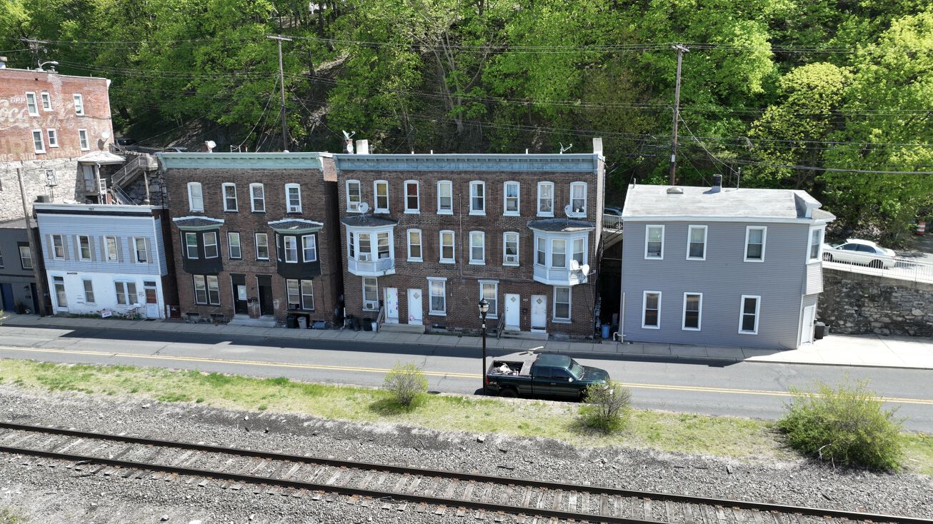 1214 S Main St, Phillipsburg, NJ 08865