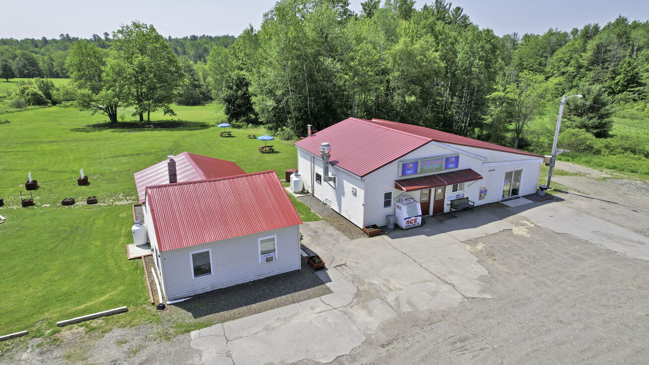 995 Western Ave, Hampden, ME 04444