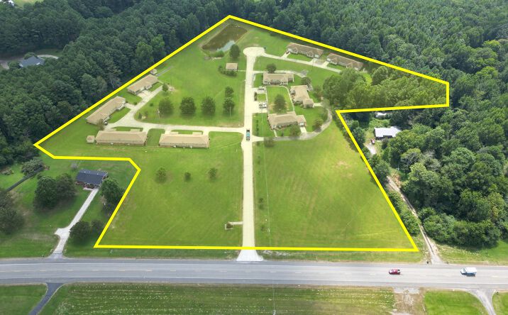 Pictures of Multifamily property located at 3226 Cathedral Caverns Hwy, Grant, AL 35747 for sales - image #1