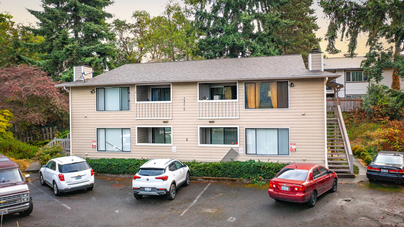 24216 26th Pl S, Des Moines, WA 98198