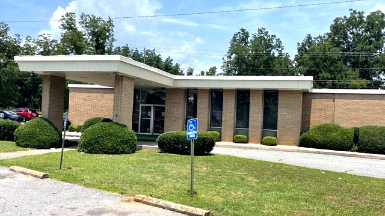 701 Bluebird Blvd, Fort Valley, GA 31030