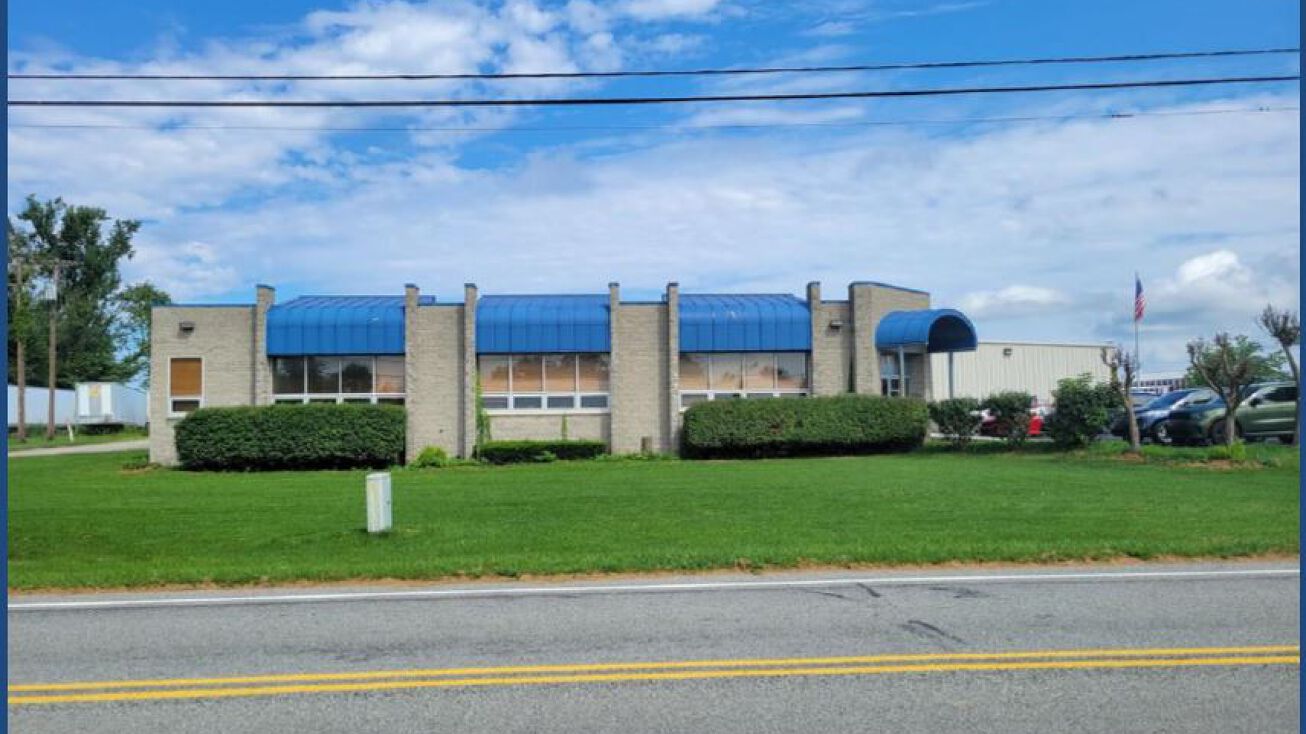 1728 US30, Clinton, PA 15026