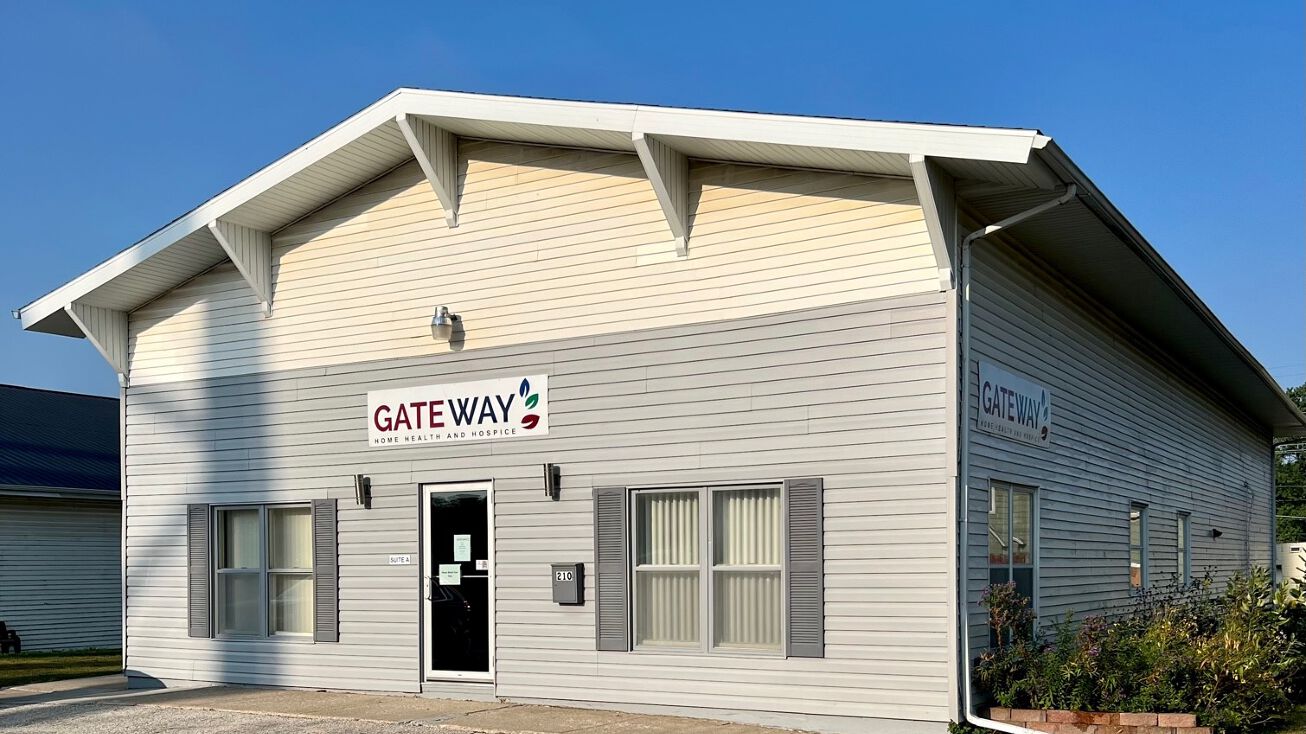 210 1st St SW, Clarion, IA 50525