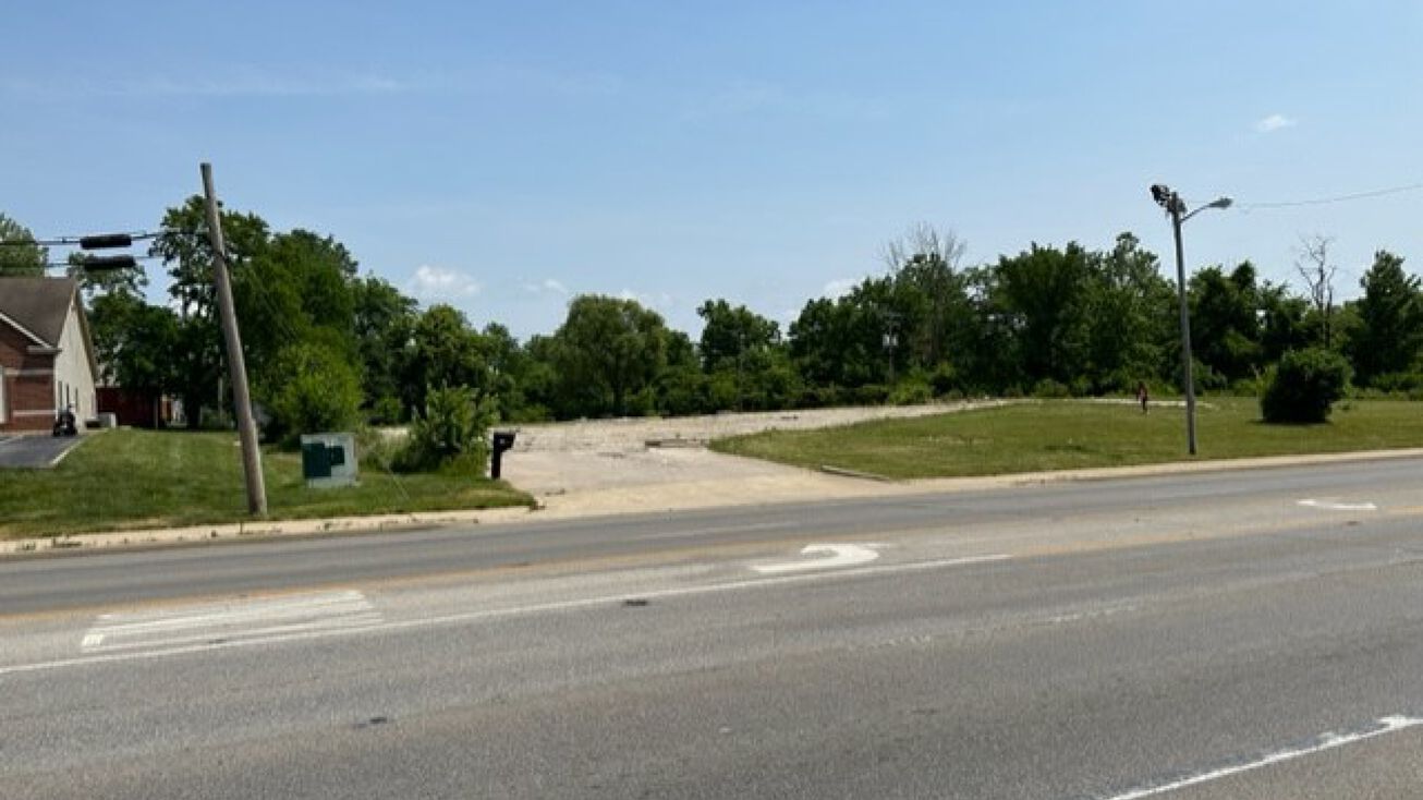 1600 W 3rd St, Bloomington, IN 47404