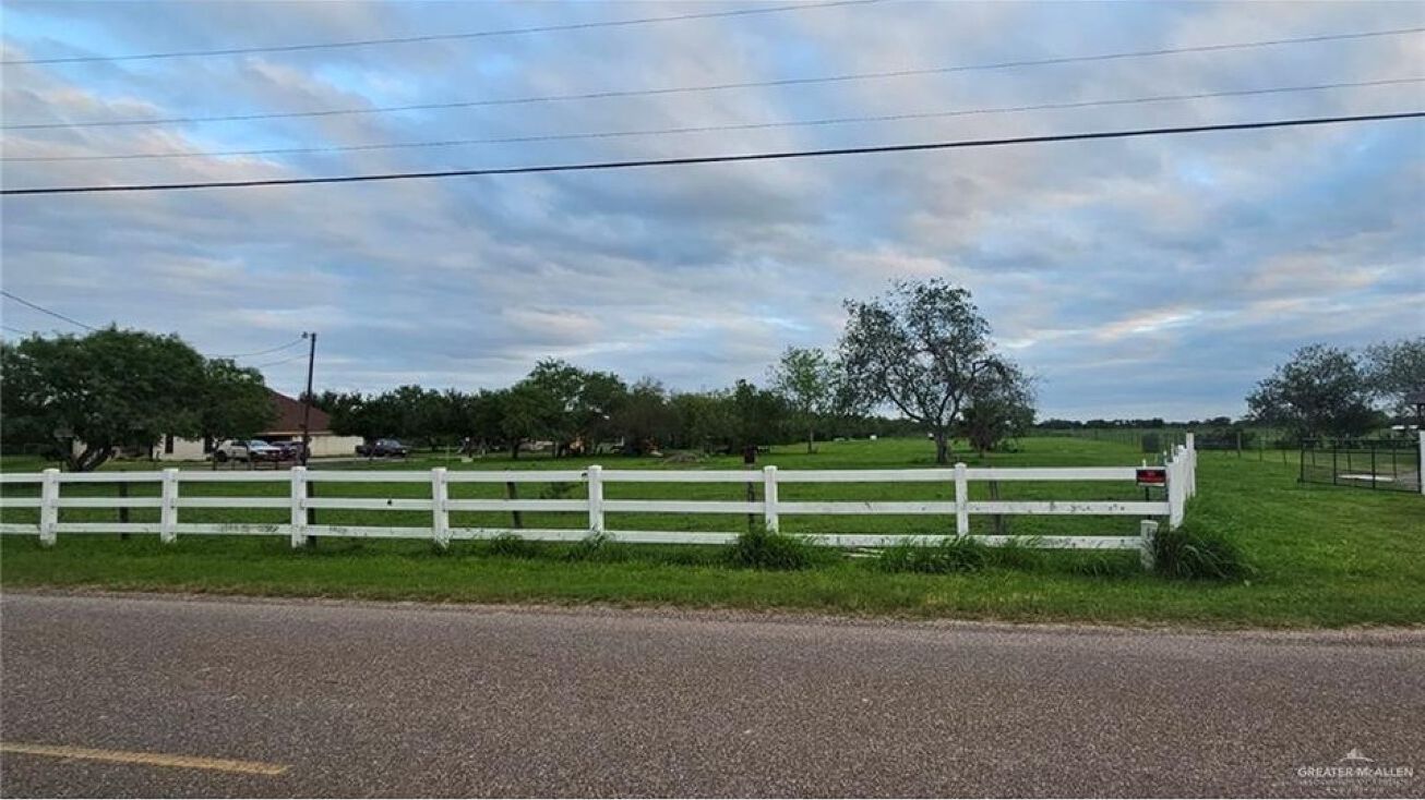 10515 Mile 17 N, Elsa, TX 78543