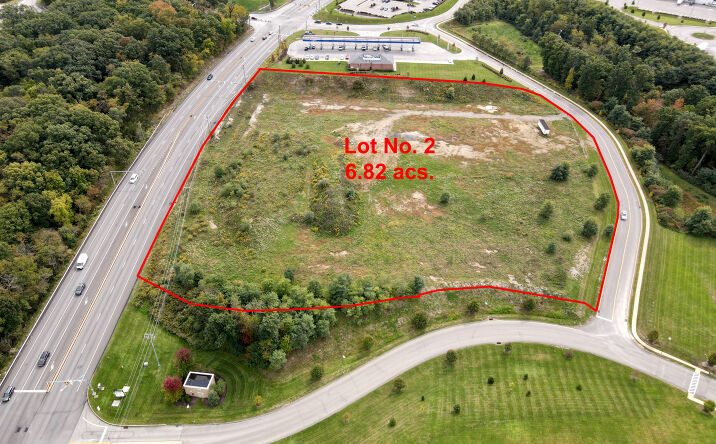 Pictures of Land property located at 135 Lindsay Rd, Zelienople, PA 16063 for sales - image #1