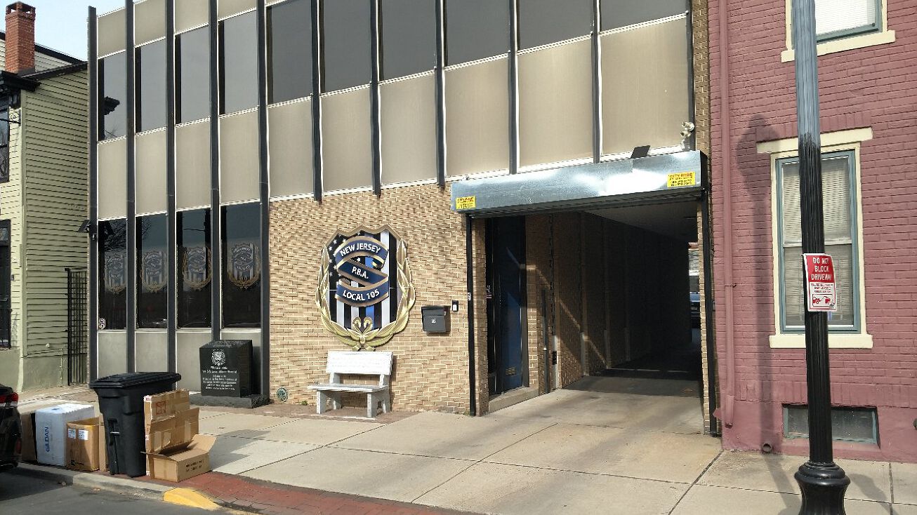 4244 W Lafayette St, Trenton, NJ 08608