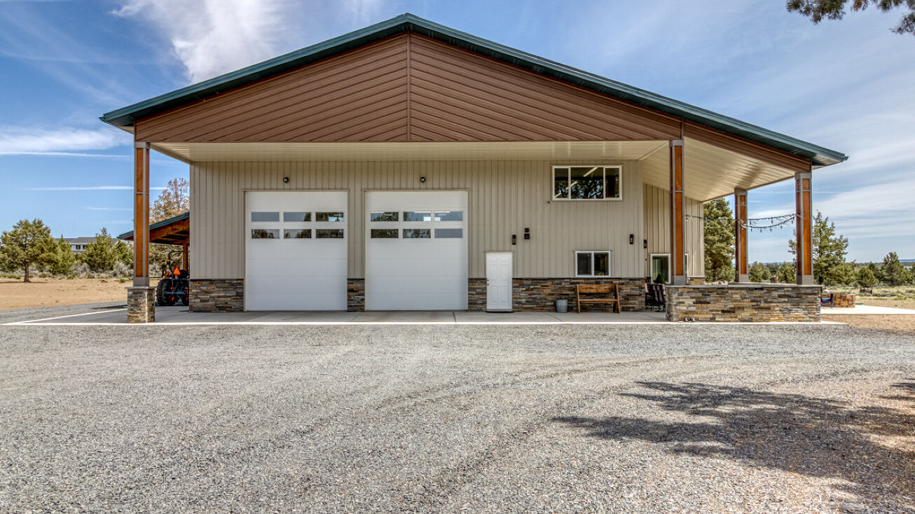 60975 Ward Rd, Bend, OR 97702