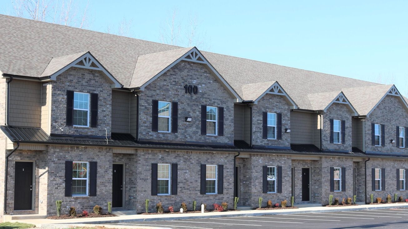 915 Sinclair Dr, Clarksville, TN 37042