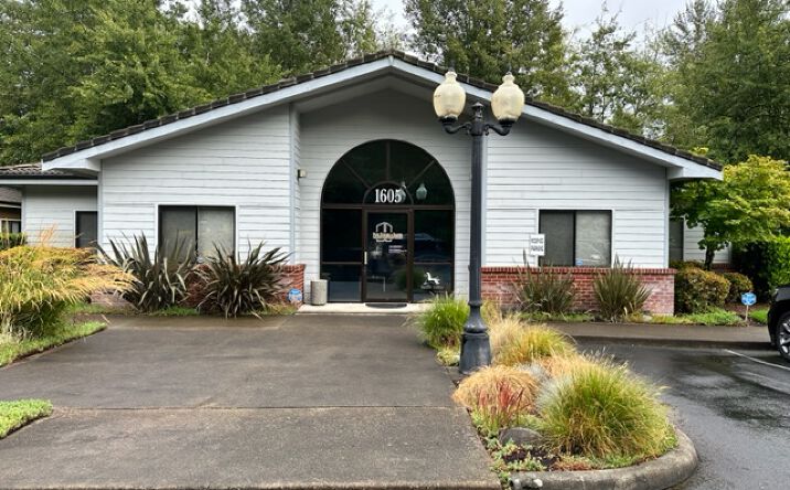 Pictures of Office property located at 1605 Cooper Point Rd NW, Olympia, WA 98502 for comps - image #1