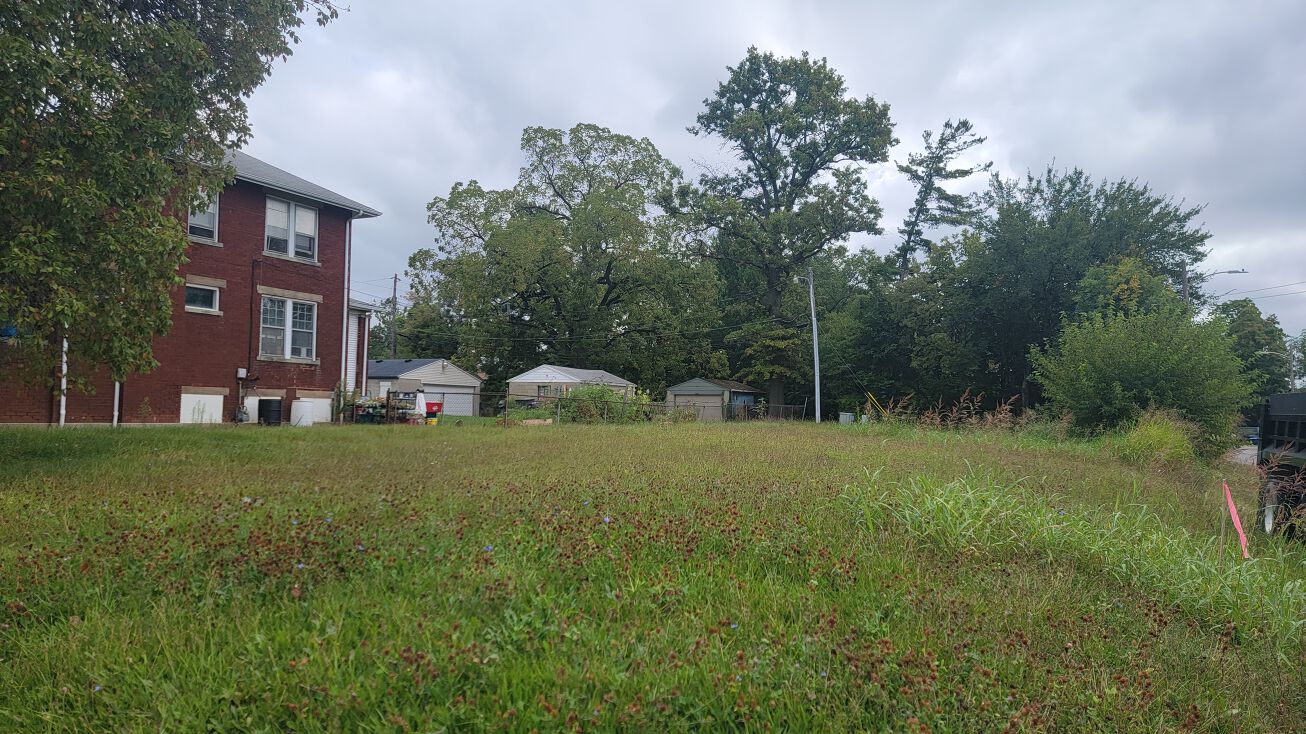 2860 Cleveland Ave, Columbus, OH 43224