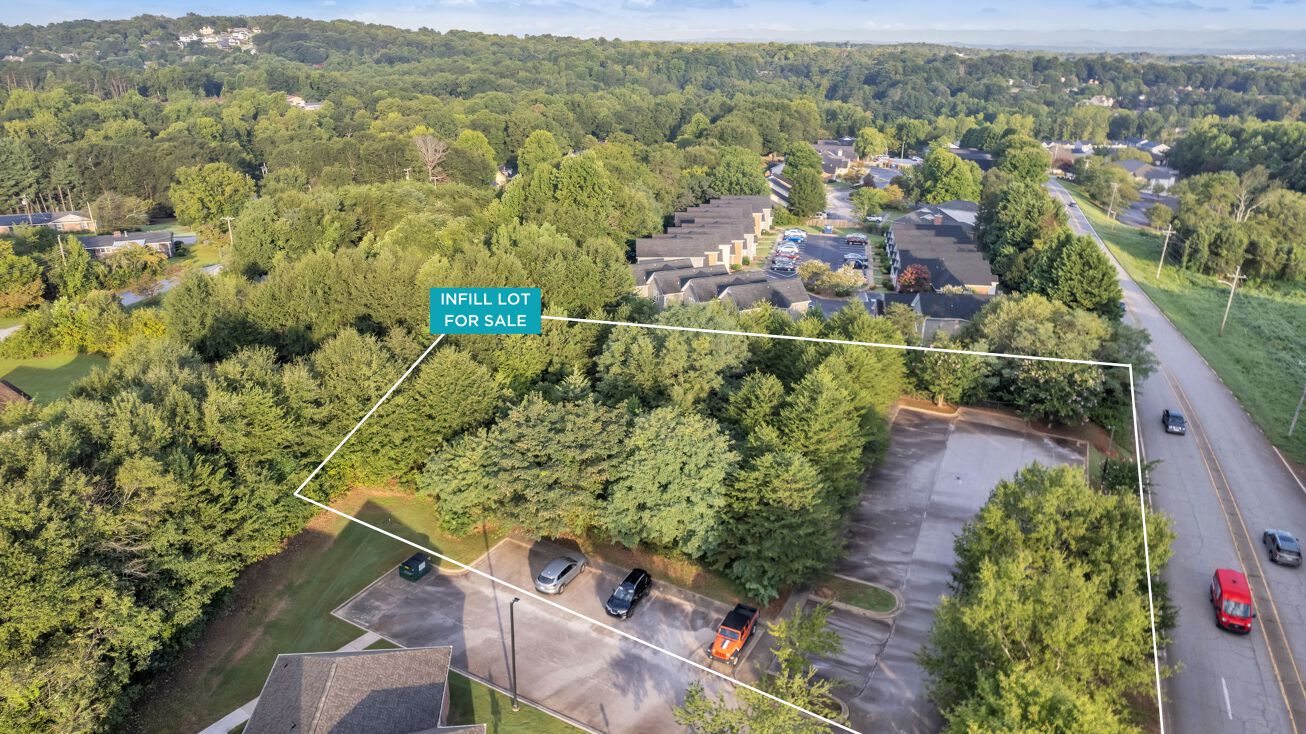 501 Memorial Dr Ext, Greer, SC 29651