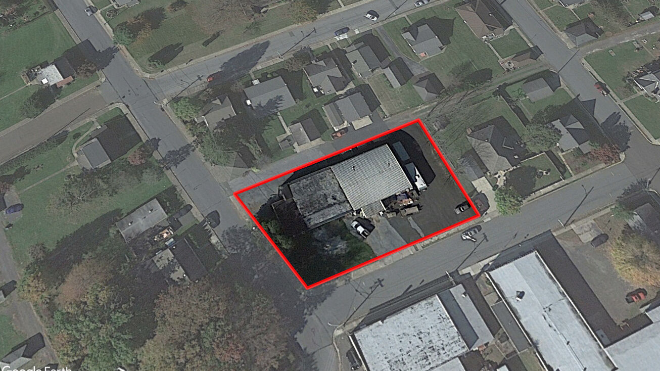 19 Lemon St, Stowe, PA 19464