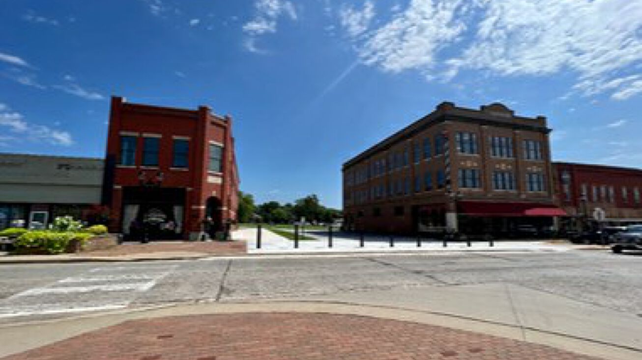 291 E Court St, Atoka, OK 74525