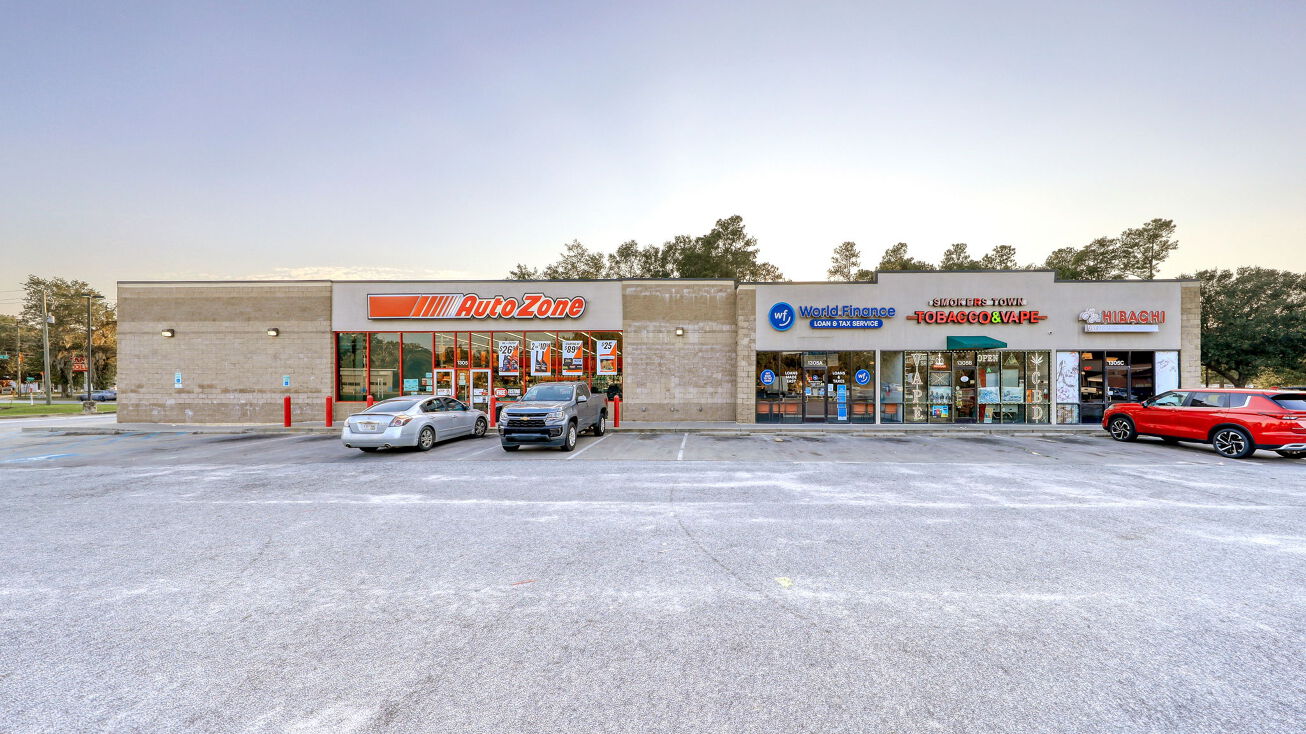 1305 N Longstreet St, Kingstree, SC 29556