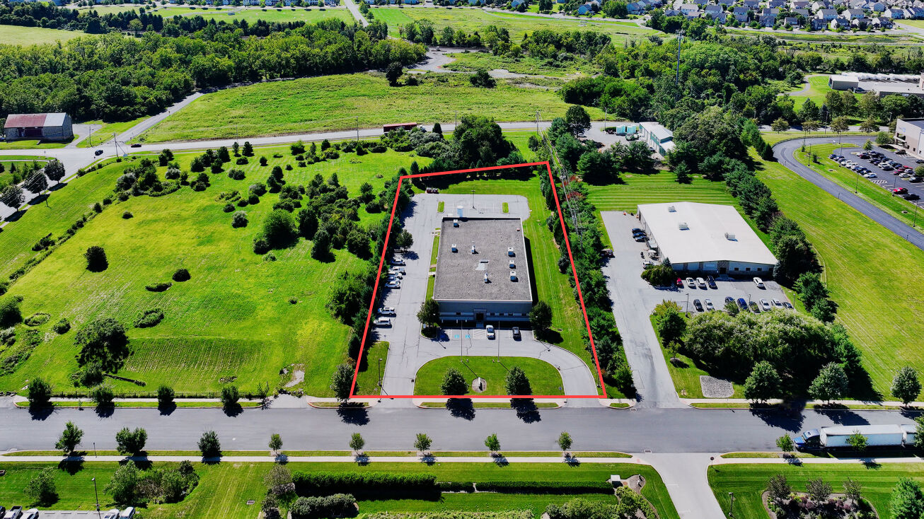 7448 Industrial Park Way, Macungie, PA 18062