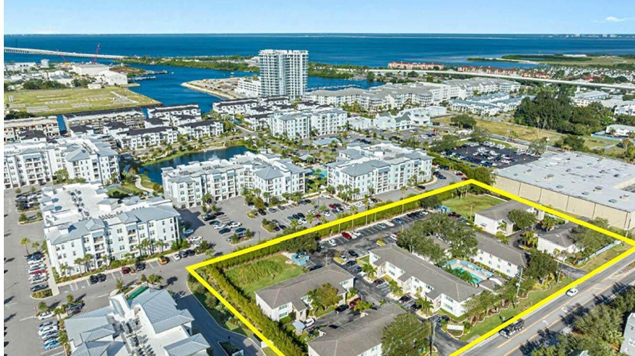 5215 S West Shore Blvd, Tampa, FL 33611