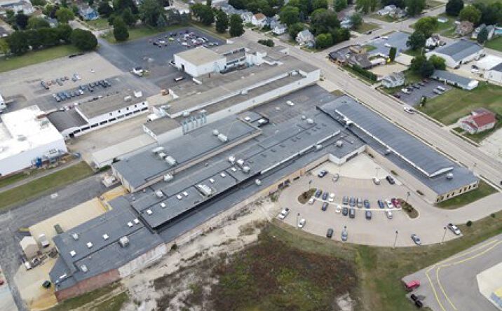 Pictures of Industrial property located at 449 Gardner St, South Beloit, IL 61080 for sales - image #1