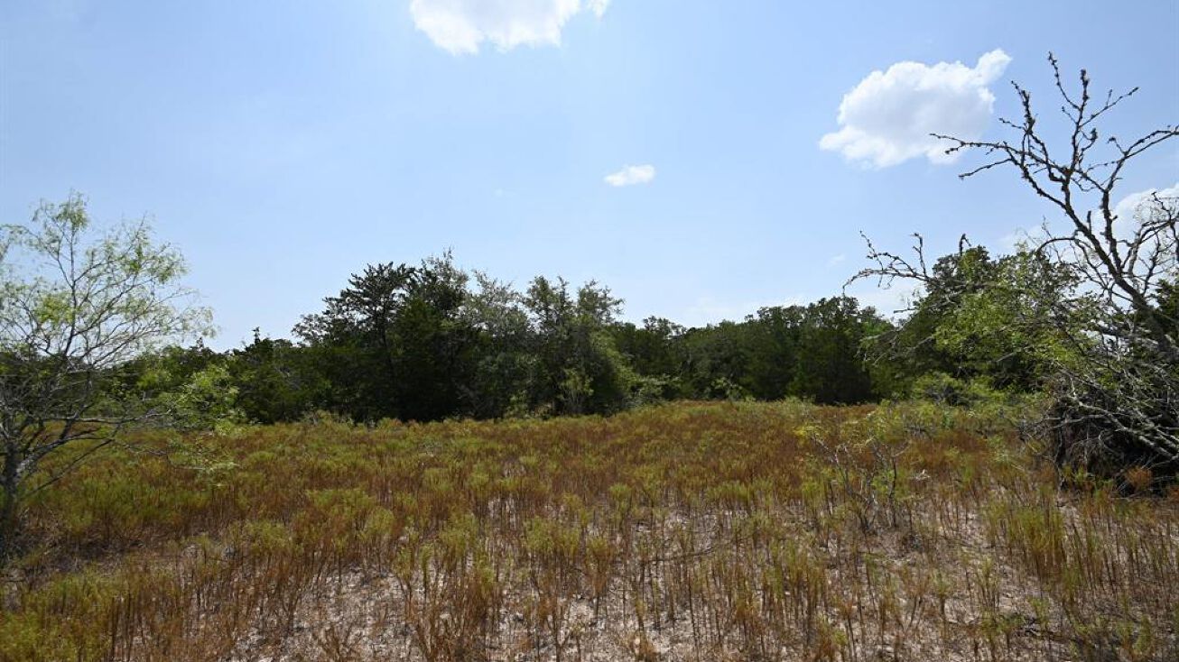 TR 4 1345 Davis Rd, Muldoon, TX 78949