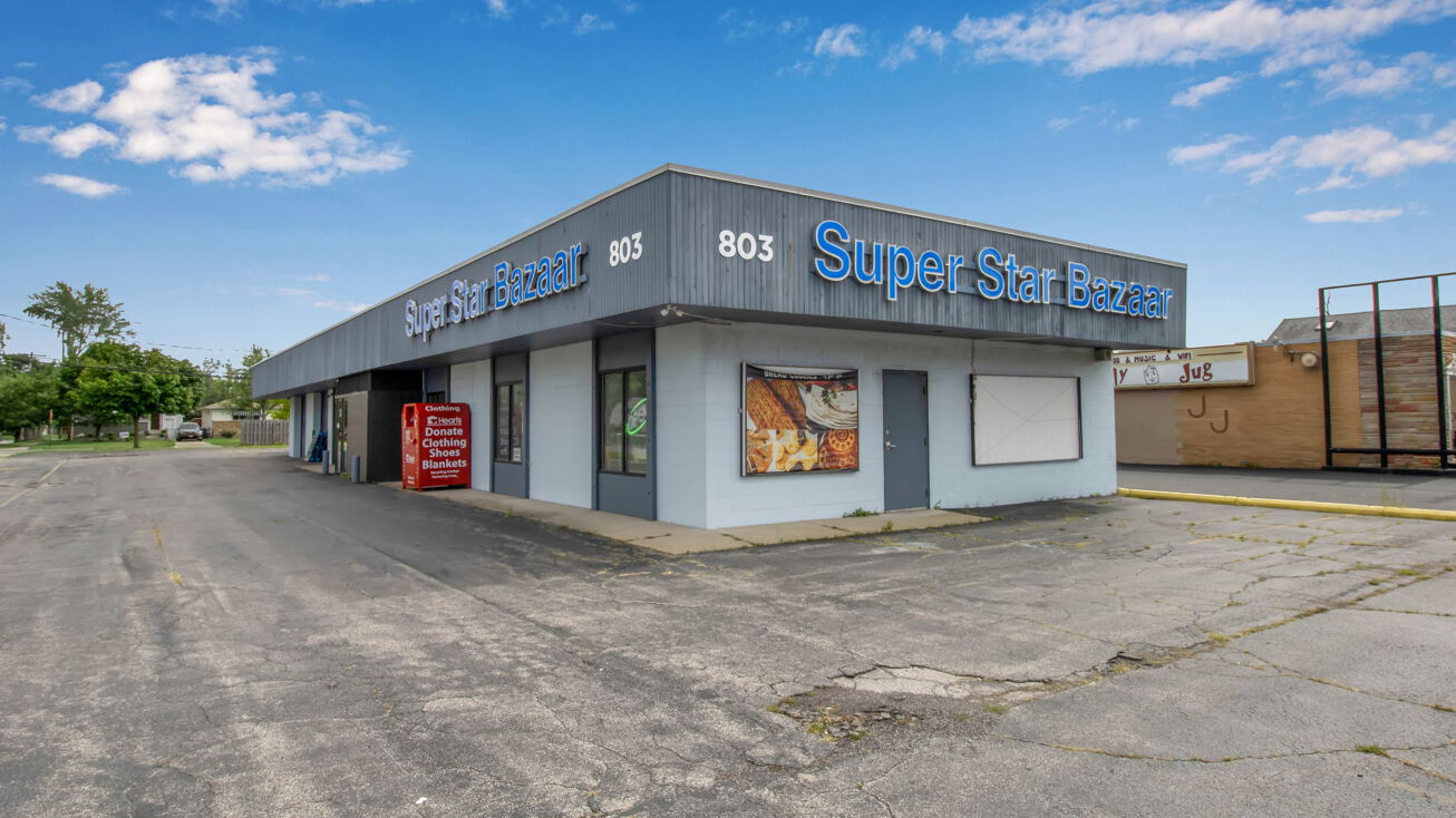 803 Niagara Falls Blvd, Buffalo, NY 14226