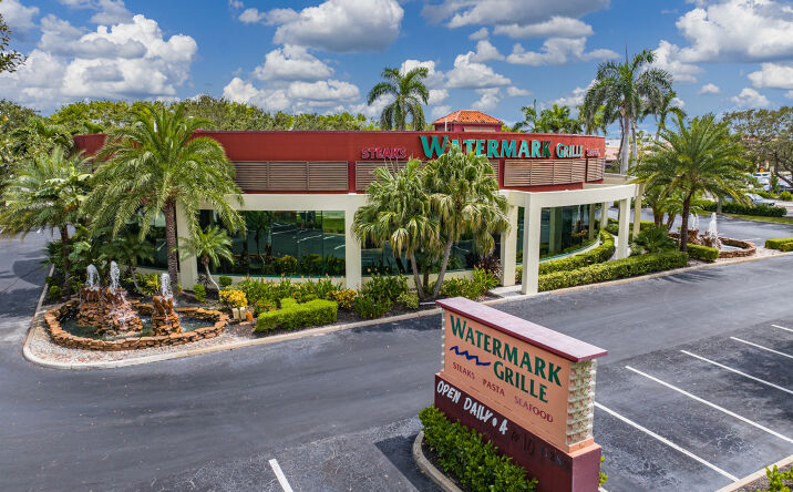 Pictures of Retail property located at 11280 Tamiami Trail N, Naples, FL 34110 for sales - image #1