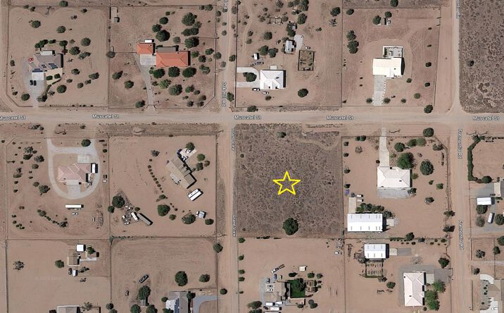 Pictures of Land property located at Muscatel St & Grand View/Oak Hill Rd, Hesperia, CA 92344 for sales - image #1