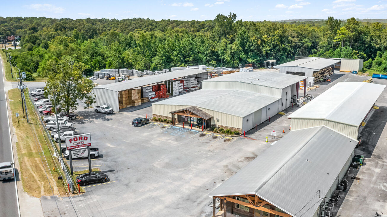 6400 Moffett Rd, Mobile, AL 36618