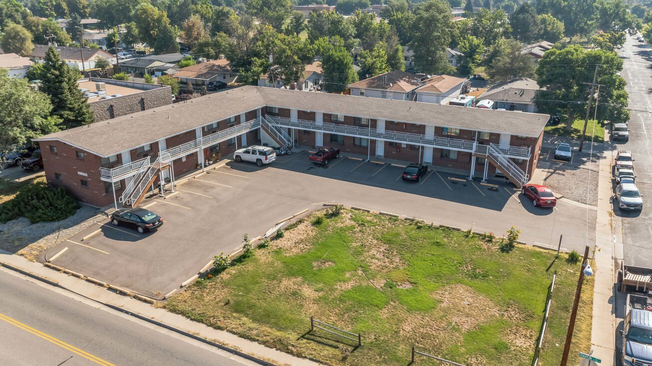 750 Dayton St, Aurora, CO 80010